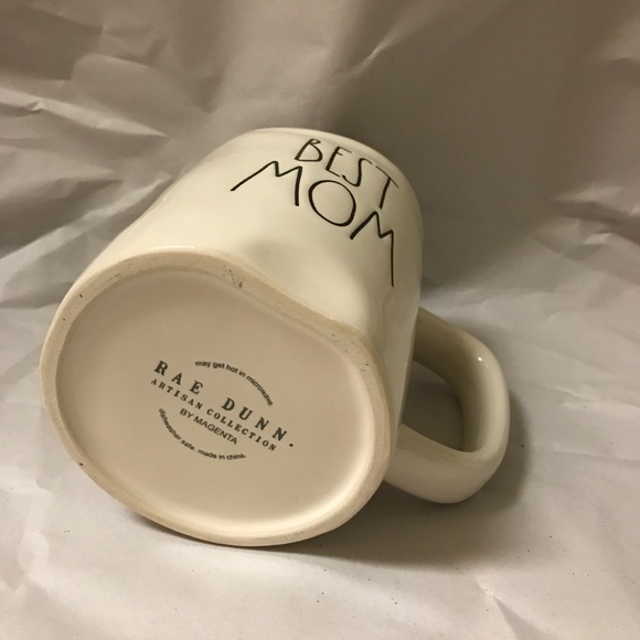 Last one! Rae Dunn LL Best mom Mug - Picture 3 of 3